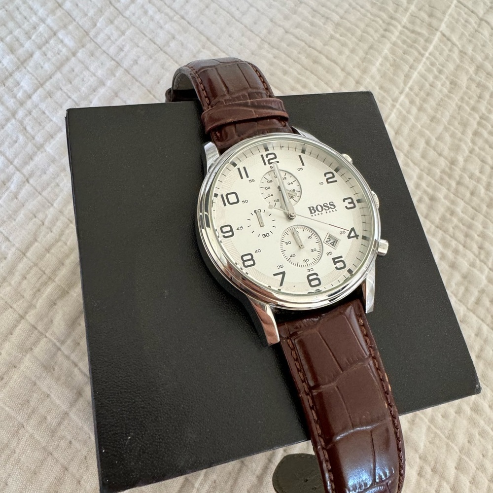 Hugo Boss Genuine Leather Brown with Silver Men Watch